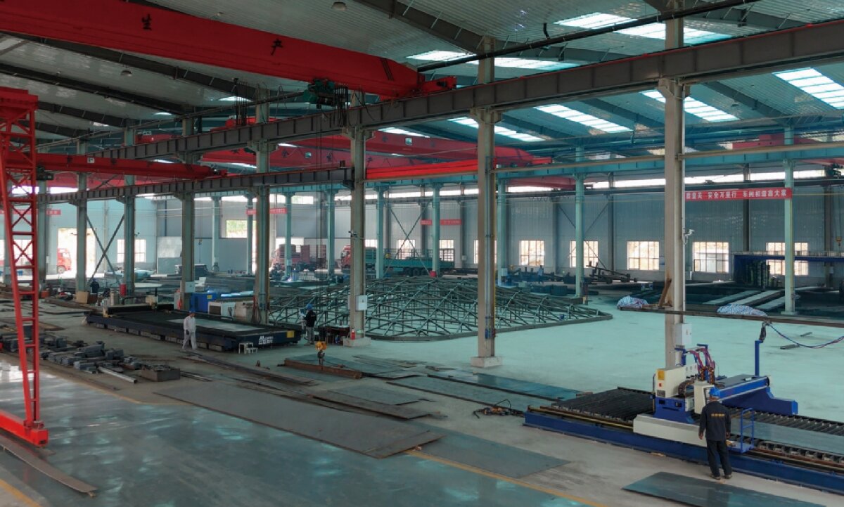 信橋鋼結(jié)構(gòu)：20000W激光切割機等大型設備彰顯實力！(圖2)